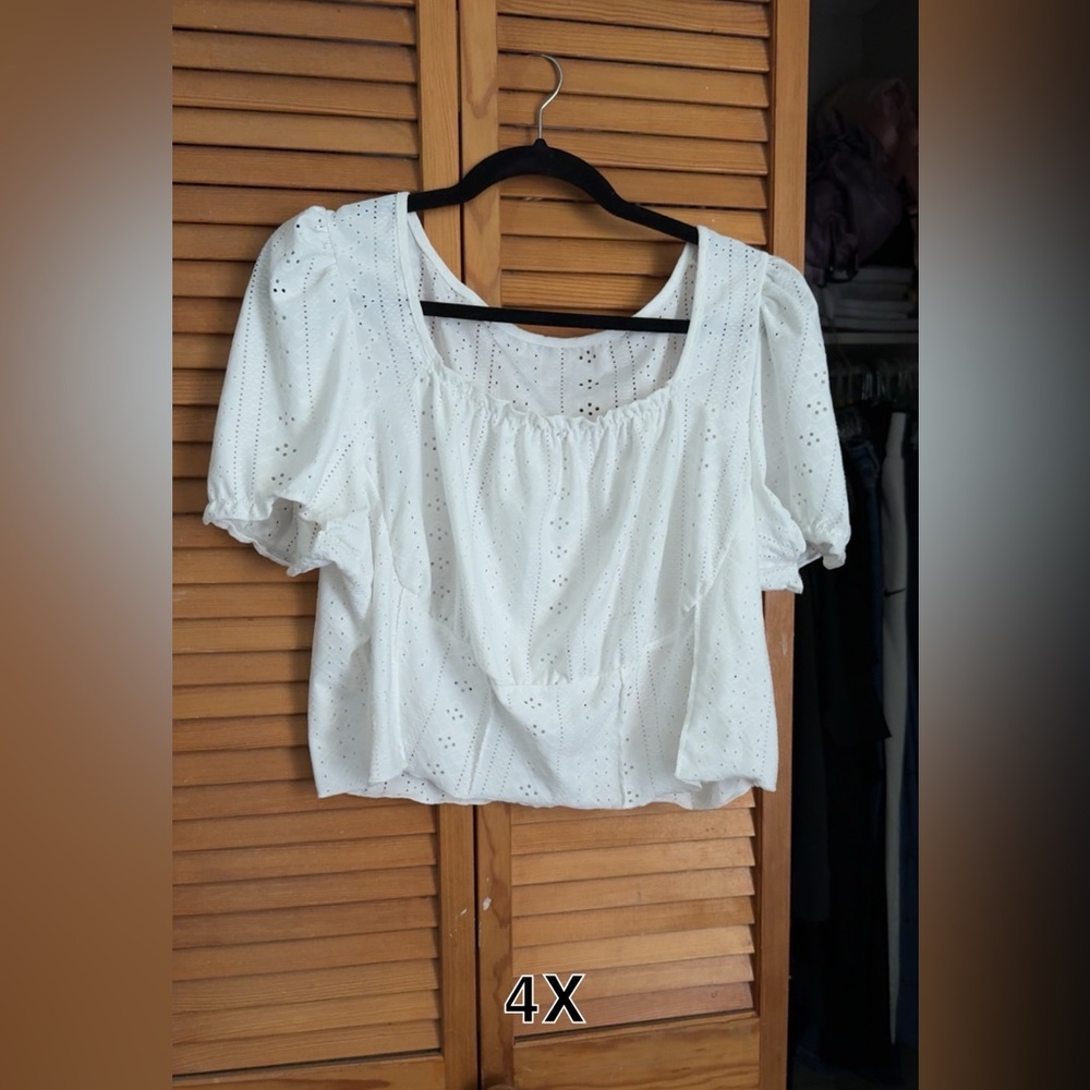 SHEIN White Puff Sleeve Crop Blouse